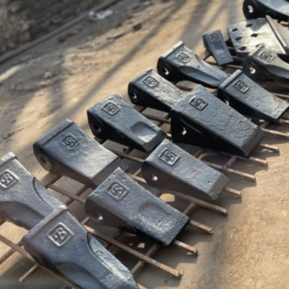Stone Crusher Machine Spare Parts - Color: Black