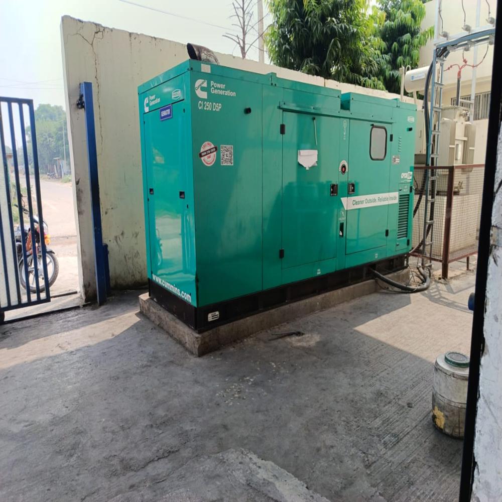 Noise-free Generator In Africa - Color: Green