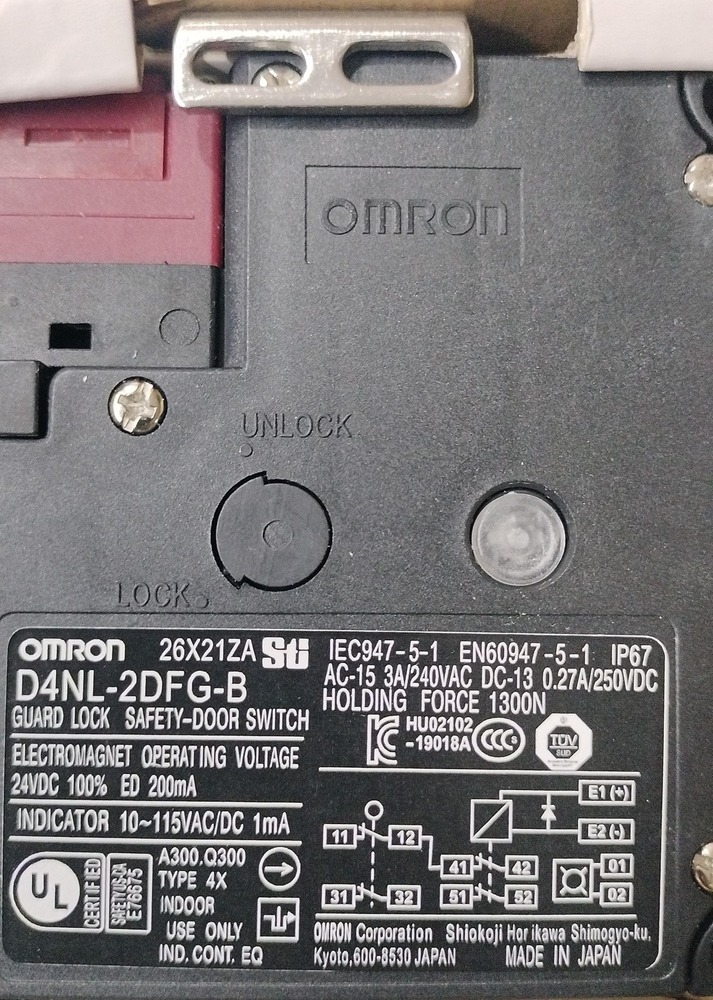 OMRON SAFETY DOOR SWITCH, D4NL-2DFG-B,D4NL-2DDA-BS