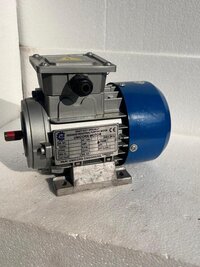 1 HP 1440 RPM 3 PHASE FACE MOUNTED MOTOR
