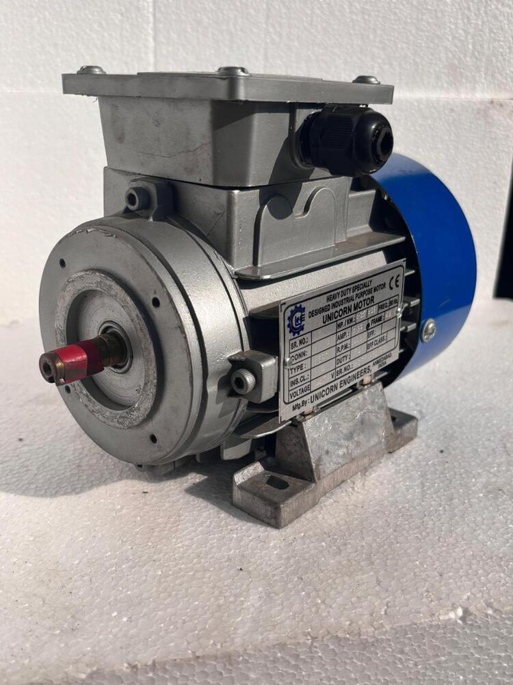 1 HP 1440 RPM 3 PHASE FACE MOUNTED MOTOR
