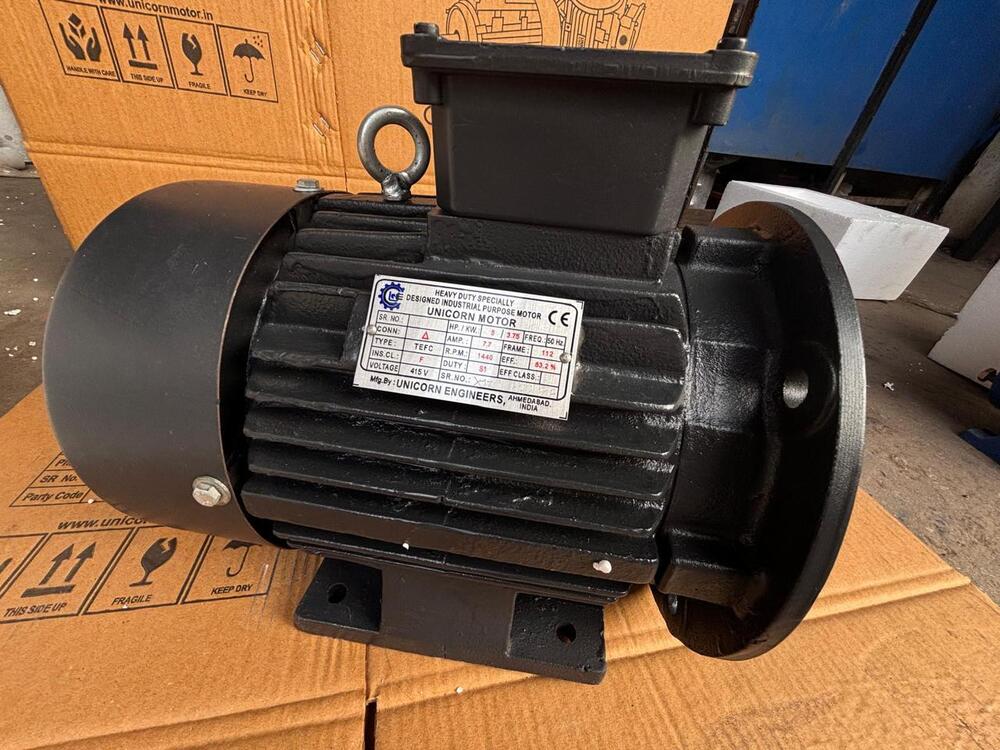 Three Phase Motor Double Shaft - Color: Black