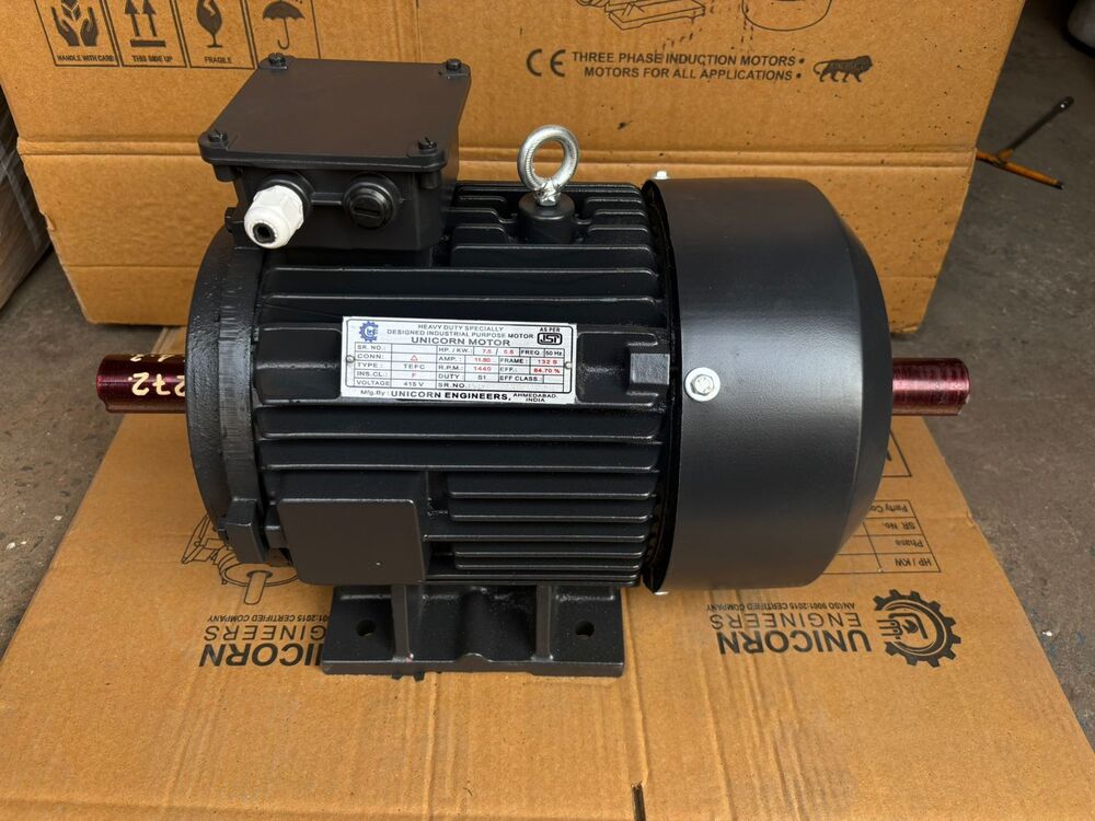 Three Phase Motor Double Shaft - Color: Black