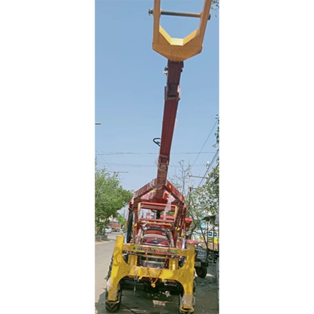 Pole Erection Machine - Finishing: Color Coated