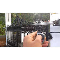 Remote Controlled Gate - Color: Black