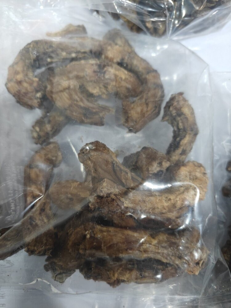 Dehydrated Chicken Necks - Pure Chicken, No Added Preservatives , Amazing Crispy Treats For Dogs With Removed Fat Before Processing
