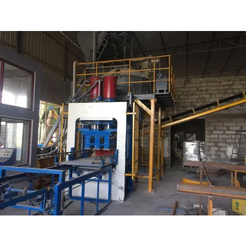 Automatic Fly Ash Brick Making Machine - Mild Steel, 440 Volt, White and Blue | 1 Year Warranty, Fully Automatic Design