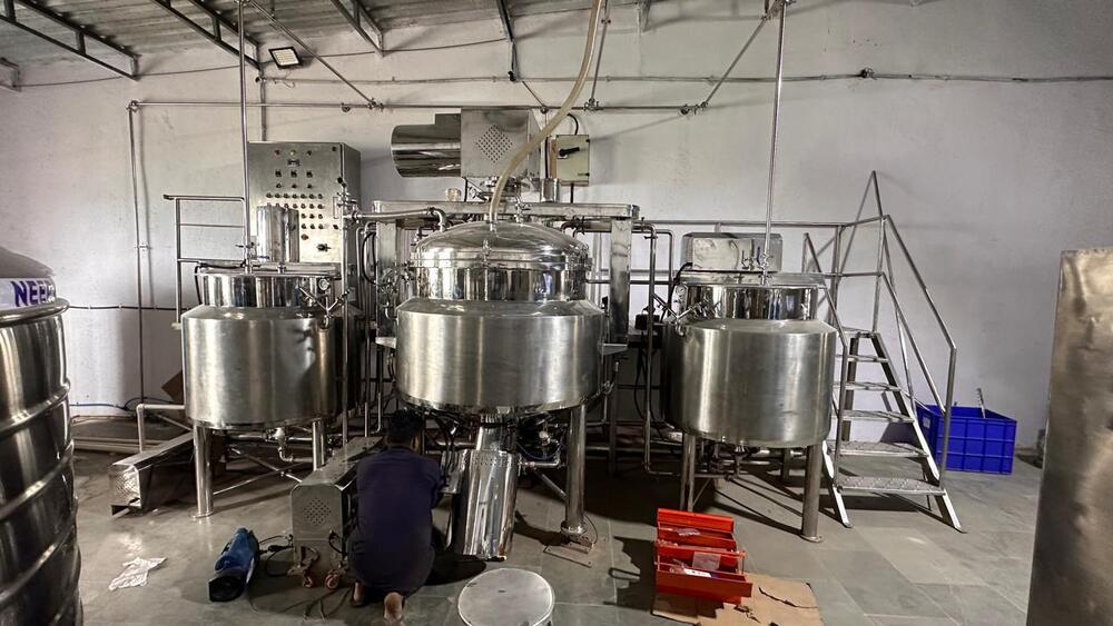 Automatic Ointment Processing Plant - Color: Silver