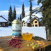 Kashmiri Kahwa Tea - Color: Brown