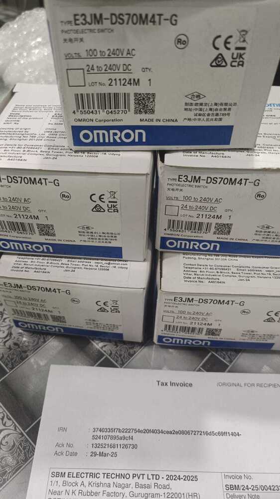OMRON PHOTOELECTRIC SENSOR, E3JM-DS7-M4T-G