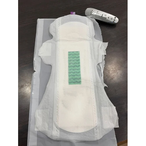 290mm Ultra Thin Tri Fold Sanitary Napkin