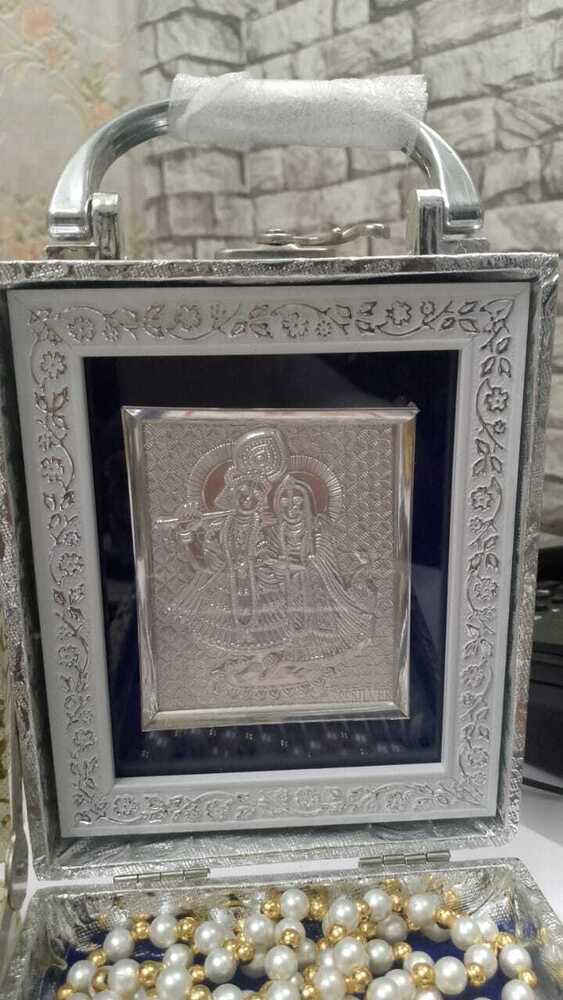 Radha Krishna attachi with aarti and mala