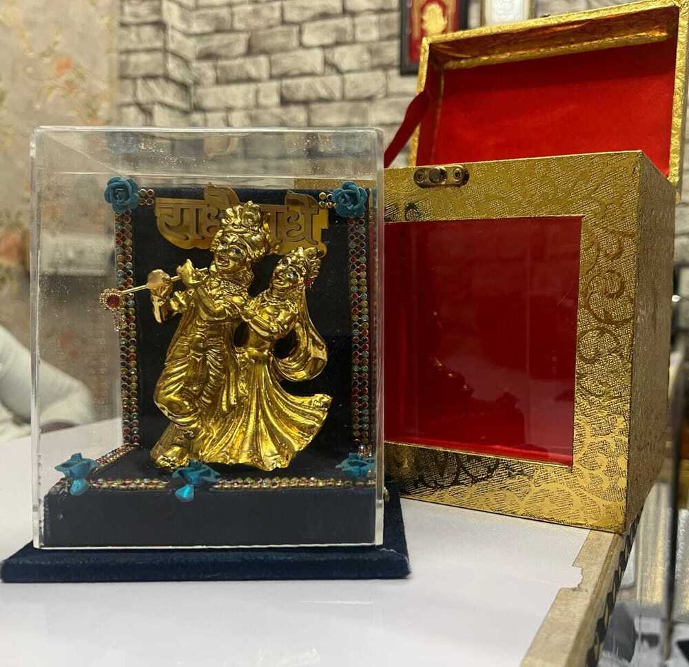 Radha krishna statue