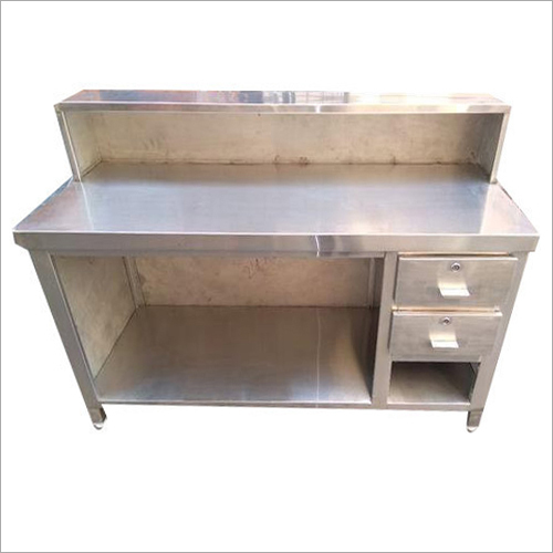 Ss Two Bs Working Table - Features: Easy To Operate & Clean