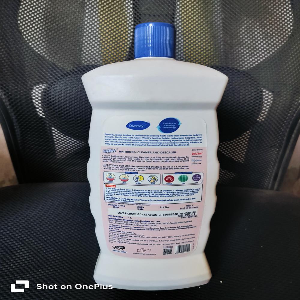 Bathroom Cleaner and Descaler