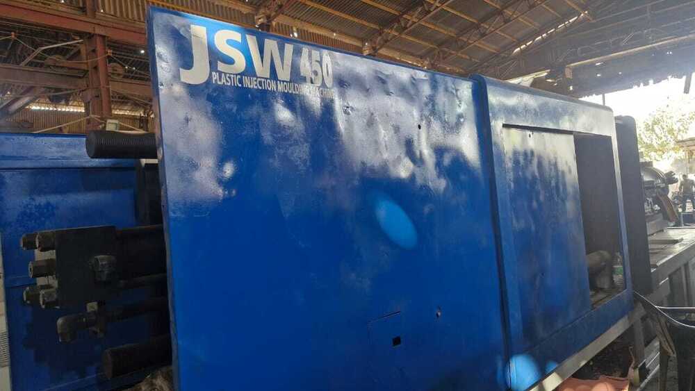 Plastic Injection Moulding Machine