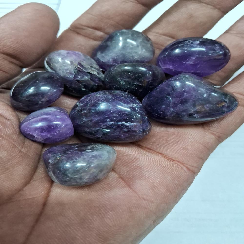 Ametyst Crystal Tumble Stone - Color: Purple