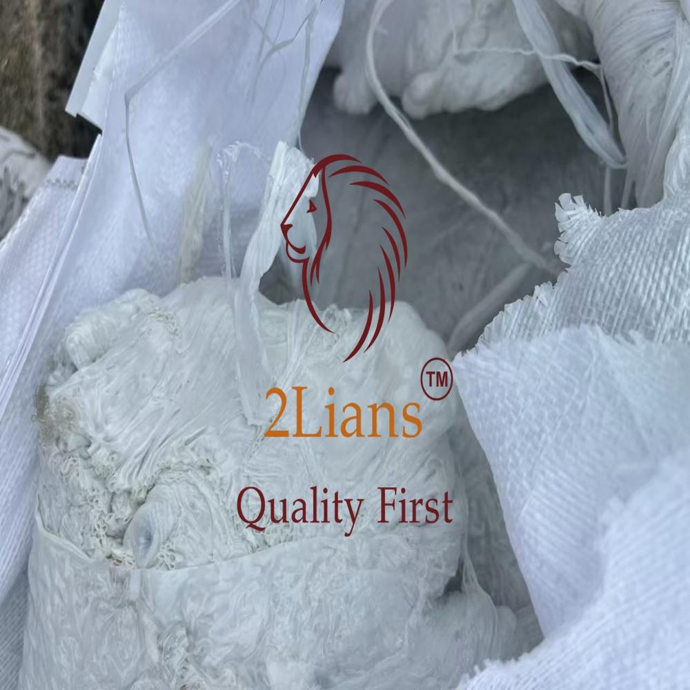 Pet Lumps Natural - Plastic Type: Polyethylene Terephthalate