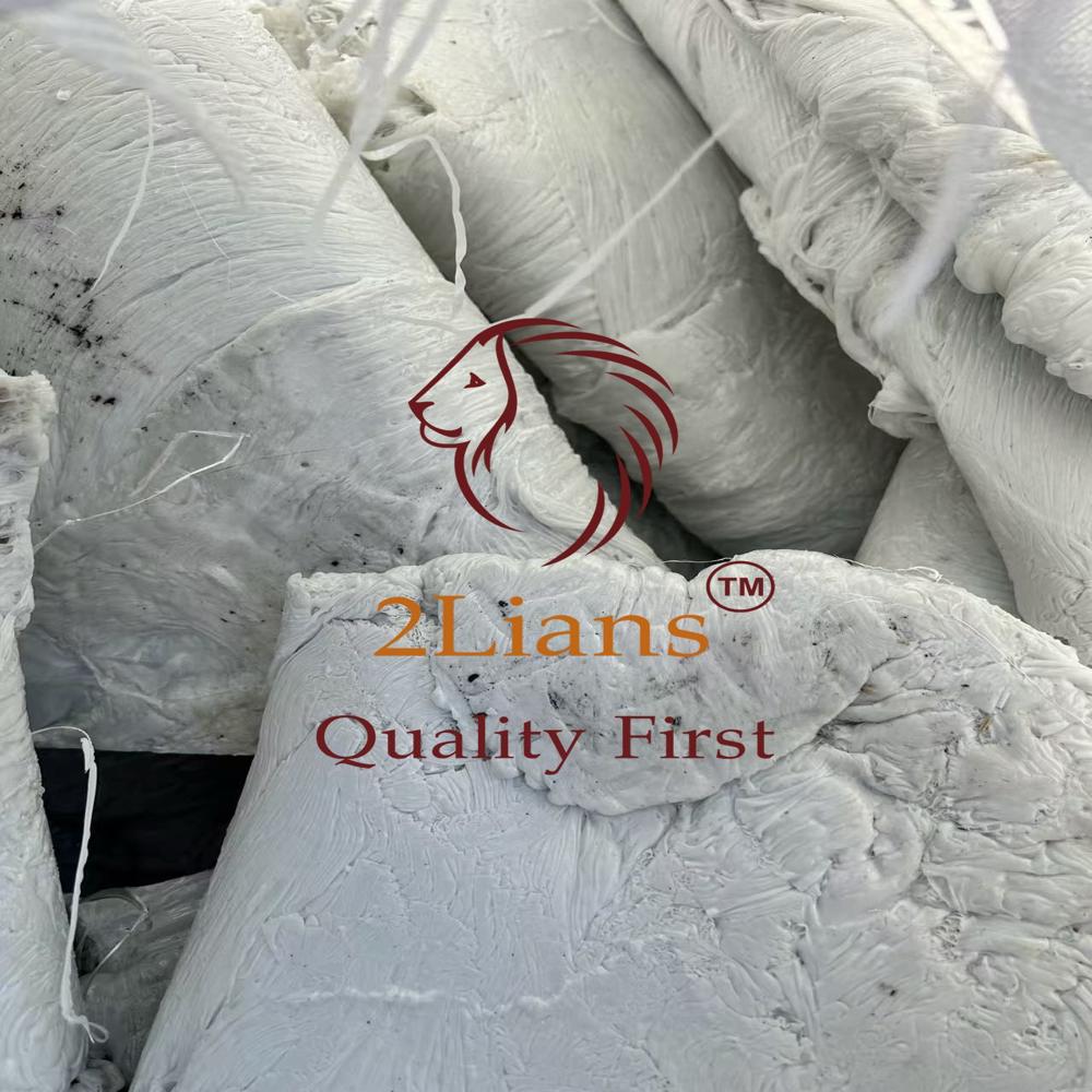 Pet Lumps Natural - Plastic Type: Polyethylene Terephthalate