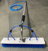 SOLAR PANEL CLEANING BRUSH