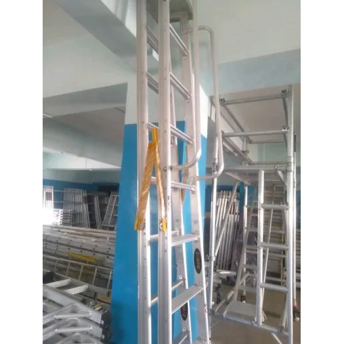 एल्यूमिनियम आत्म समर्थन सीढ़ी