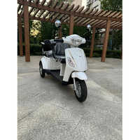 Handicap Three Wheeler Electric Scooter - Charging Time: 4 Hours