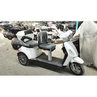 Pev Electric Three Wheeler Scooter - Charging Time: 4 Hours