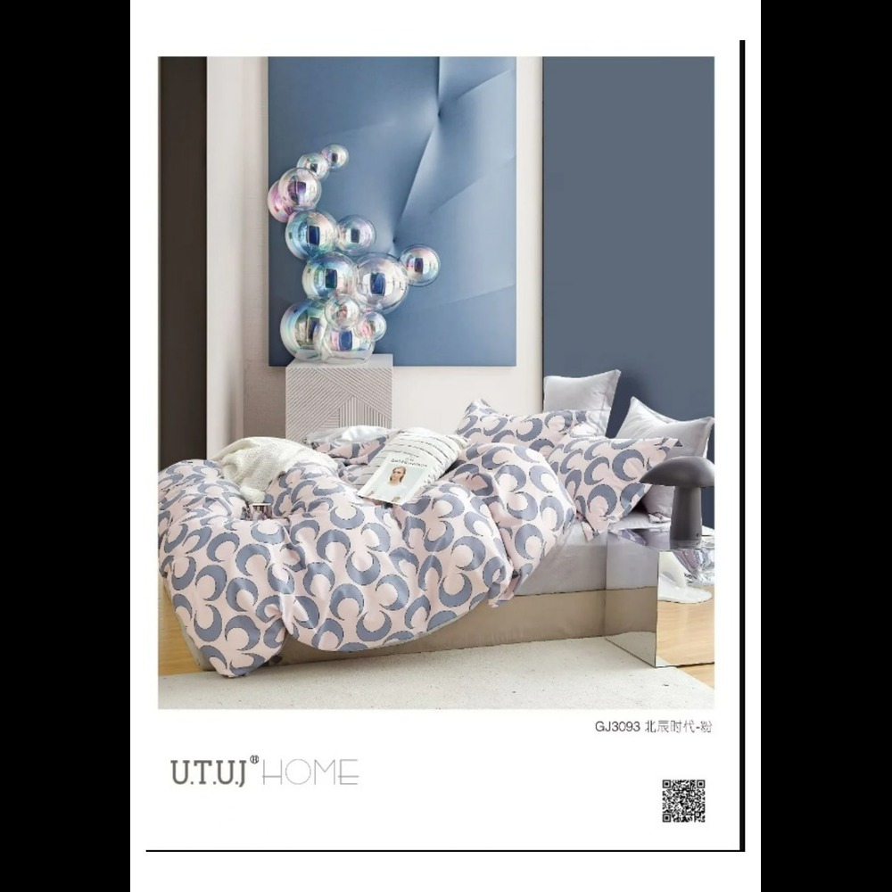 Divine Printed Double Size Printed Bedsheet - Design Type: Luxury