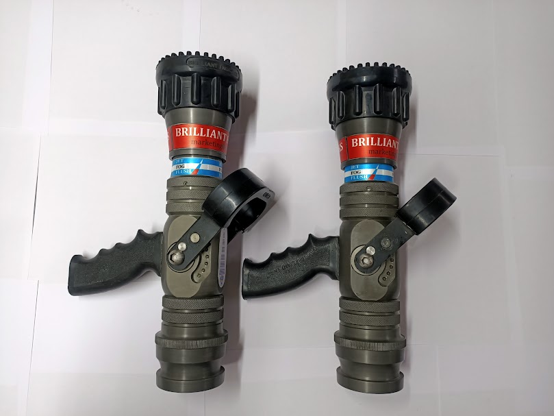 Fire fighting Pistol grip fire nozzle
