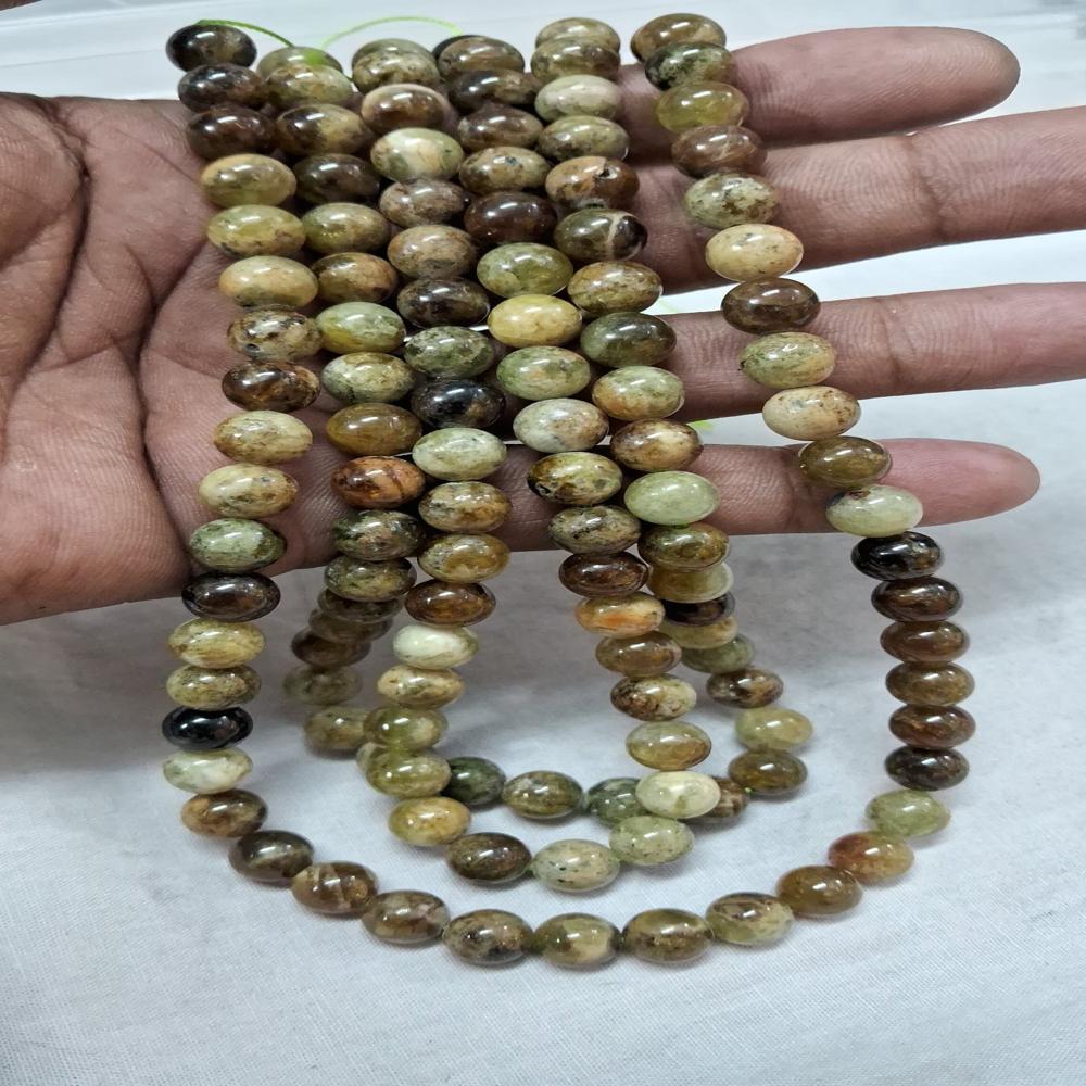 Garnet Green Crystal Beads - Color: Multicolour