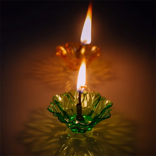 Plastic Reflective Diya - Color: Multicolour