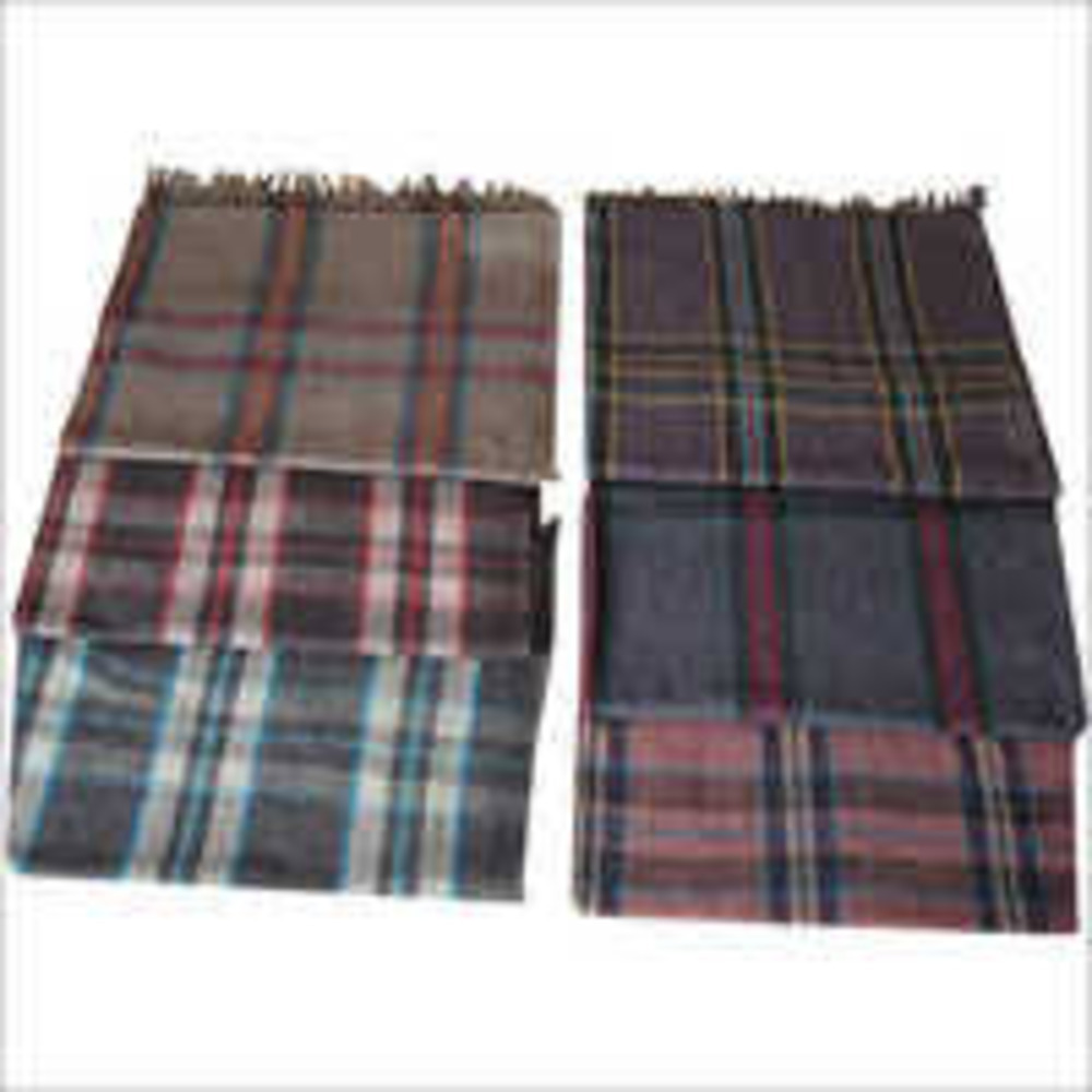 1.5kg Shoddy Woolen Single Blanket - Age Group: Adults