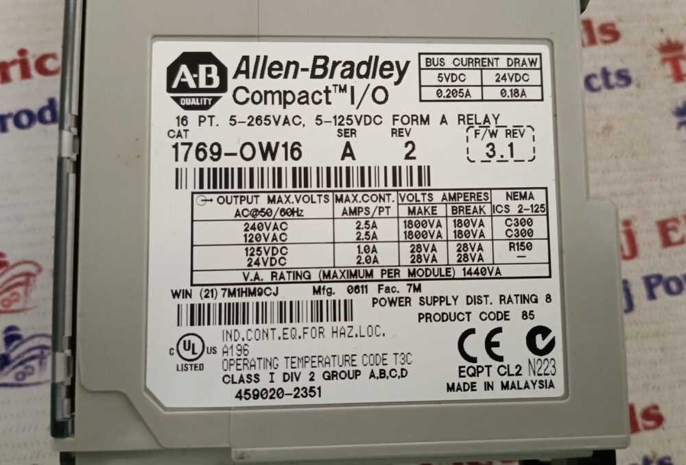 ALLEN BRADLEY 1769-OW16 PLC