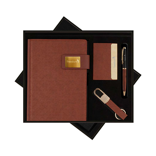 Sm410 Freedom 4 In 1 Gift Set - Color: Different Available