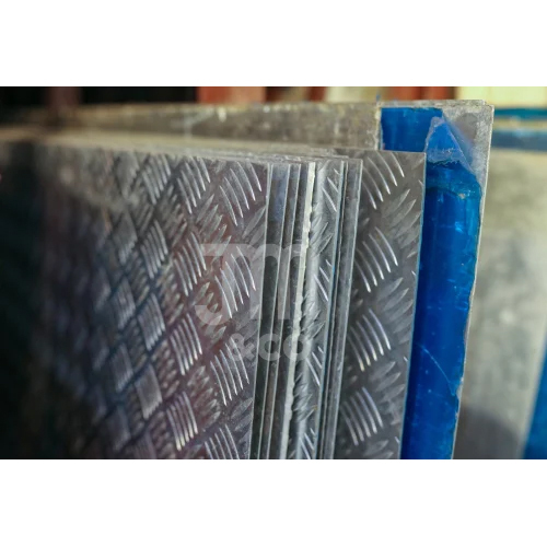 8011 Aluminum Checkered Plates - Grade: Multiple Grades Available
