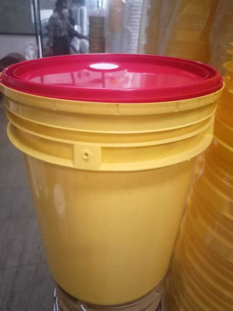 Oil Bucket - High-quality Plastic, Various Sizes Available, Crisp White Color - Ideal For Safe Liquid Storage And Transport