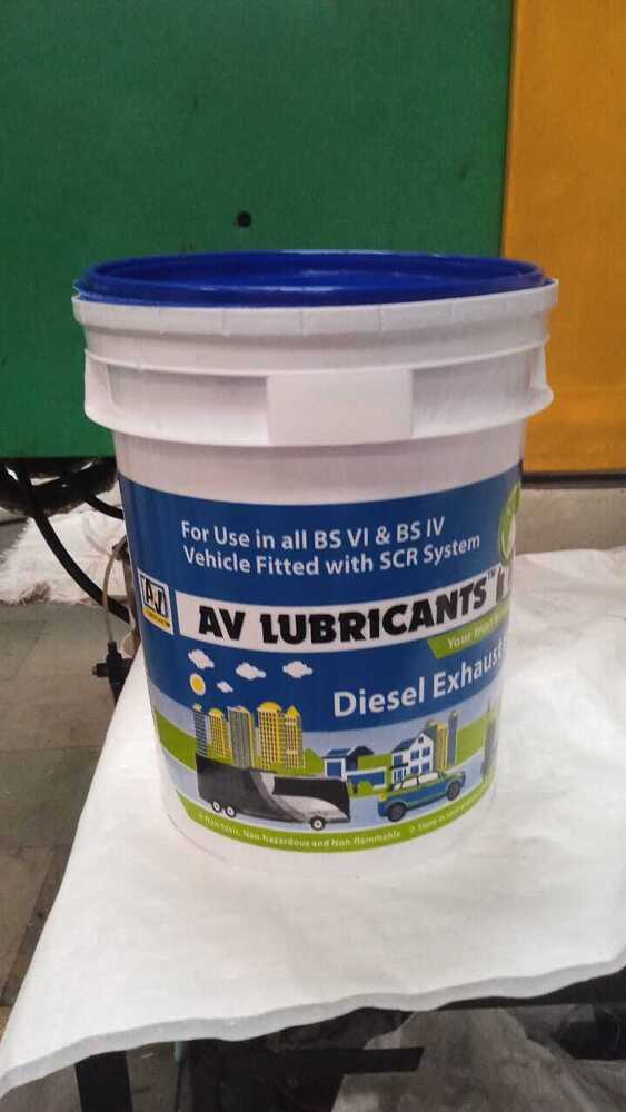 Oil Bucket - High-quality Plastic, Various Sizes Available, Crisp White Color - Ideal For Safe Liquid Storage And Transport