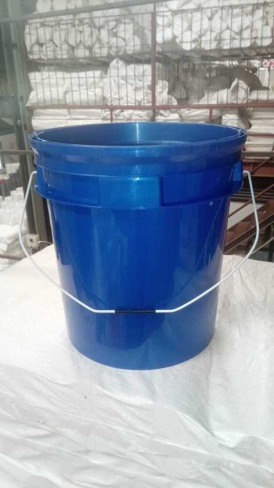 Oil Bucket - High-quality Plastic, Various Sizes Available, Crisp White Color - Ideal For Safe Liquid Storage And Transport