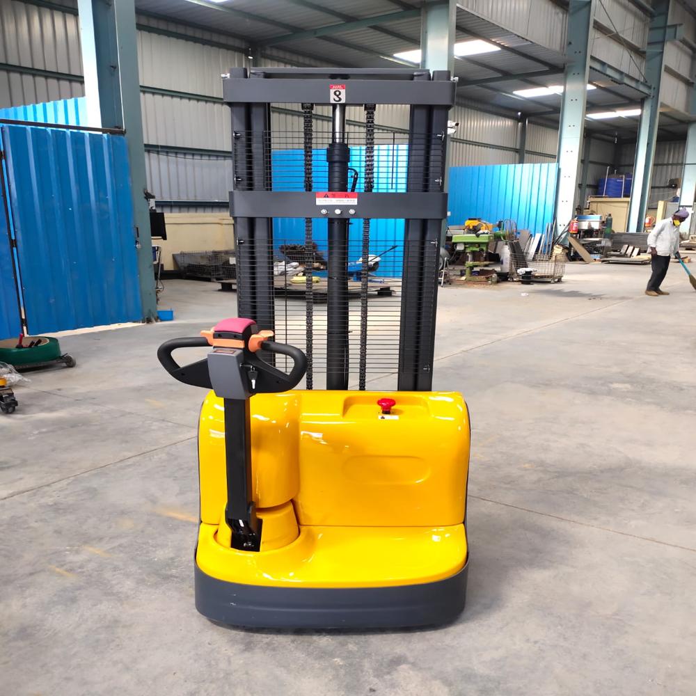 Fully-electric Stacker - Attributes: Easy To Operate