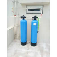 100 Lph Industrial Water Softener System - Automatic Grade: Semi Automatic