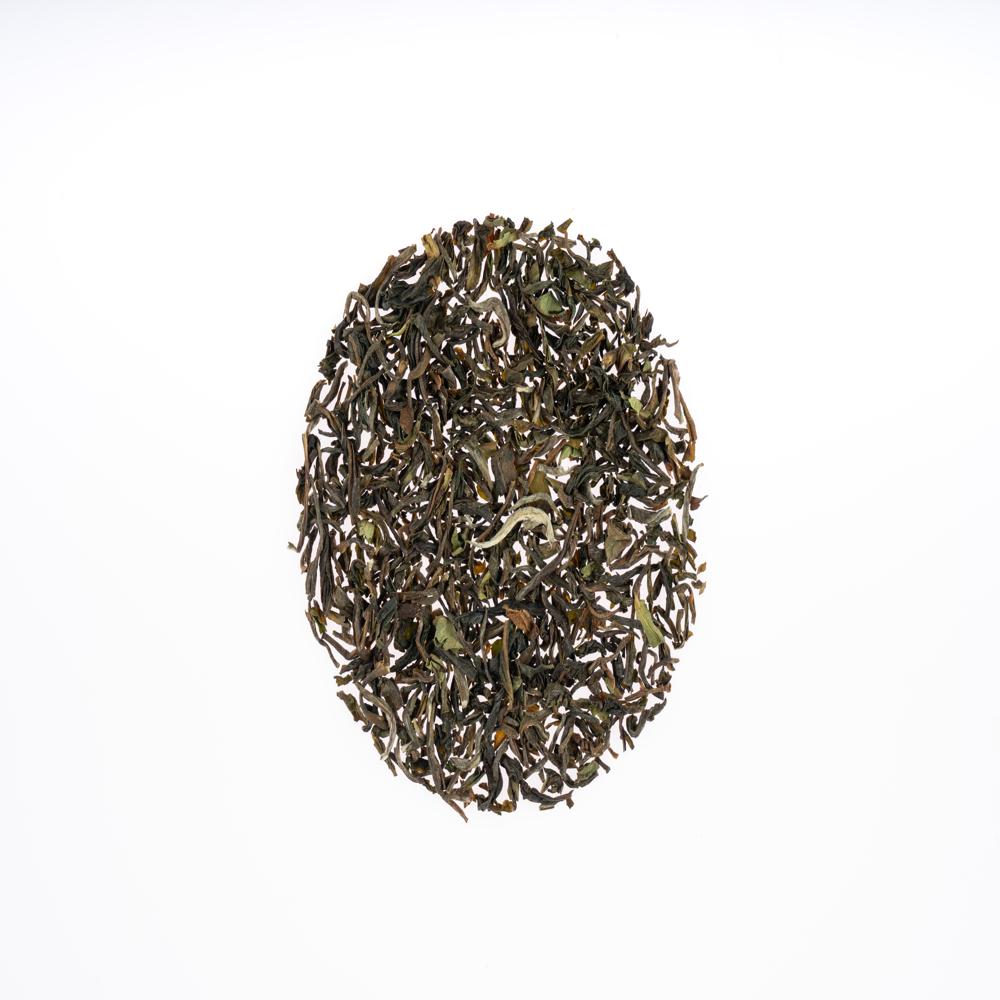 Poobong First Flush Darjeeling Tea - Color: Black