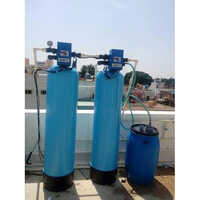1000 Lph Water Softening Plant - Frp Material, 1000 Ltr/hr Capacity, Electric Powered At 240 Volt, Semi-automatic Operation, 90.00-99.98% Purity