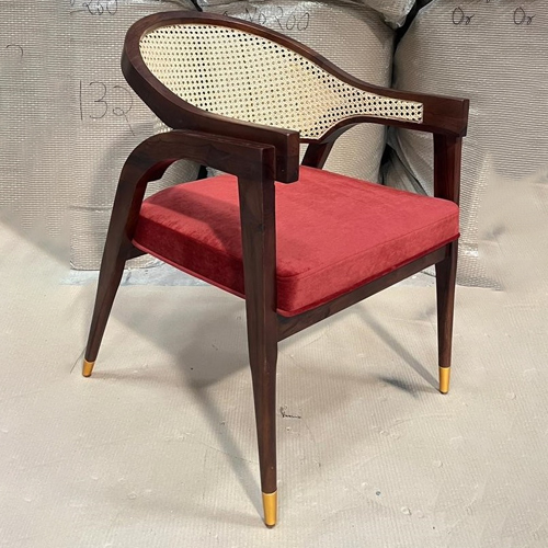 ठोस लकड़ी की रतन कैफे कुर्सी