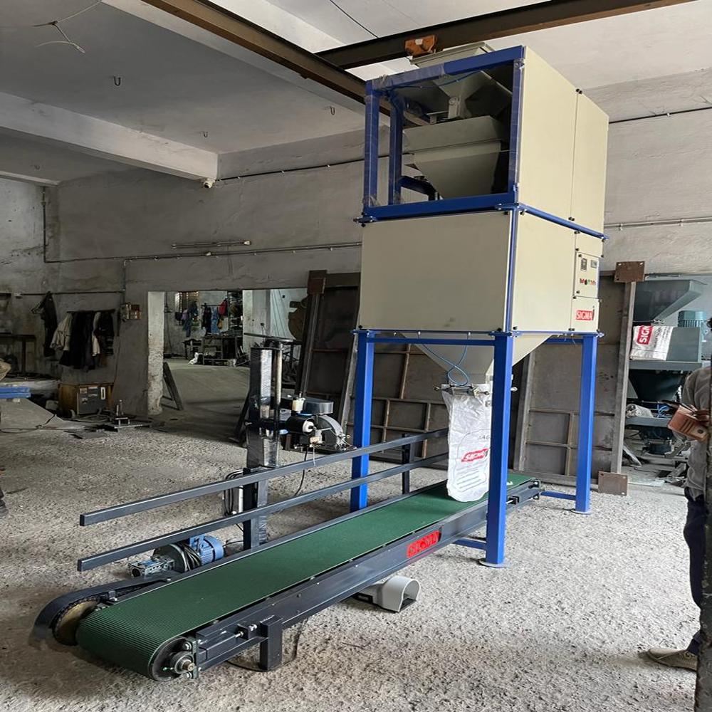 Semi-automatic Automatic Rice Packing And Stitching Machine