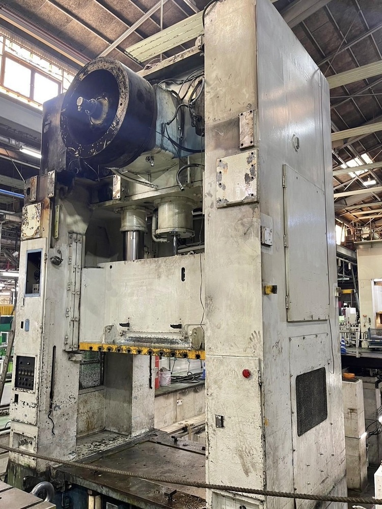 1529 Komatsu H Frame Double Crank Press - Material: Ms