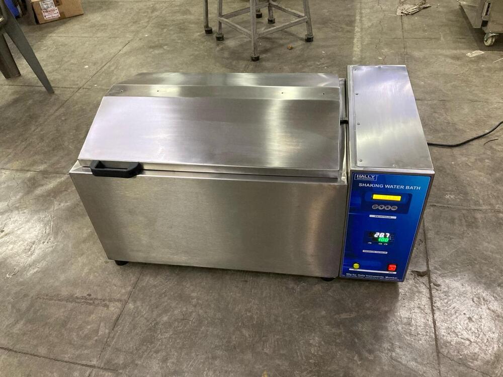 Shaking Water Bath - Equipment Materials: Lab Apparatus