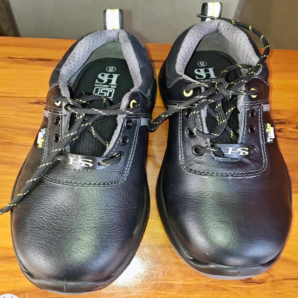 Double Density Polyurethane, Oil & FuelResistant, Anti-static Safety shoe HS-801