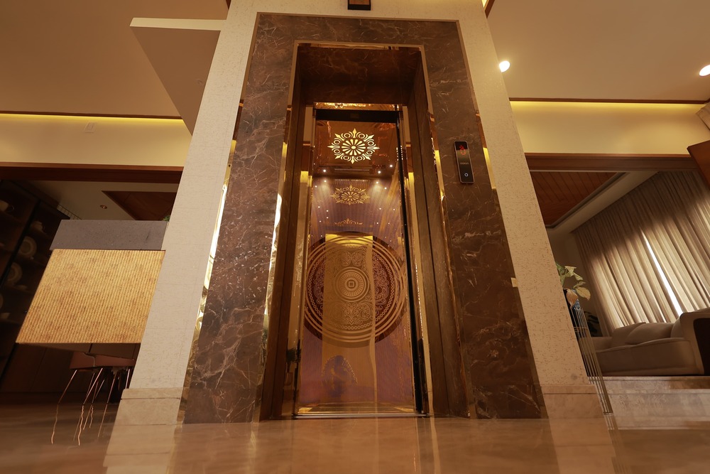 Residential Luxury Home Elevators - Capacity: 6 Kg