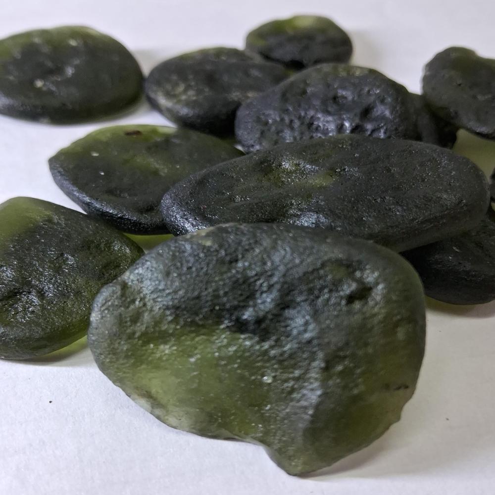 Moldavit Raw Natural Stone - Color: Green