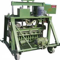 Double Vibrator Hydraulic Operated Concrete Block Making Machine